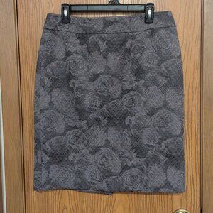 Ann Taylor Women's Gray Floral Skirt- Size 10